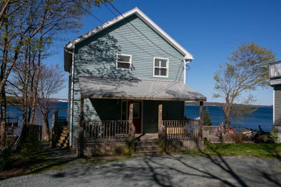 Oceanfront Getaway, Halifax